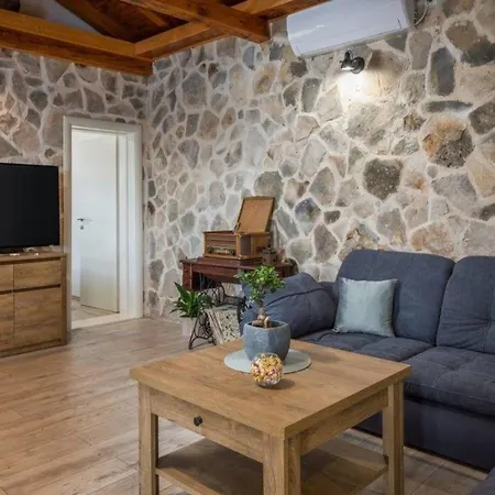 Дом отдыха Ferienhaus Mit Privatpool Fur 6 Personen Ca 100 Qm In Rogoznica, Dalmatien Norddalmatien Рогозница