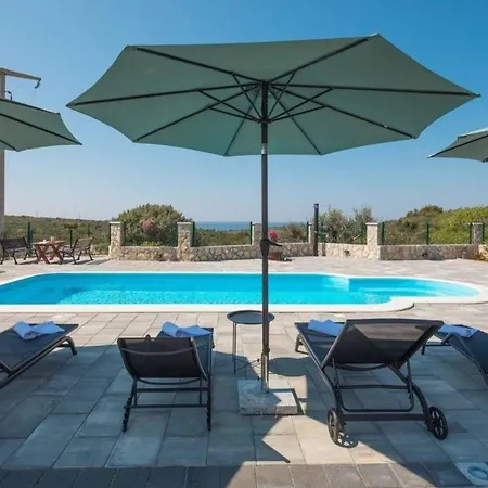 Holiday home Ferienhaus Mit Privatpool Fur 6 Personen Ca 100 Qm In Rogoznica, Dalmatien Norddalmatien