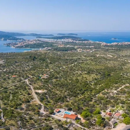 Ferienhaus Mit Privatpool Fur 6 Personen Ca 100 Qm In Rogoznica, Dalmatien Norddalmatien * Рогозница